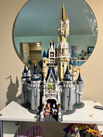 71040 lego disney castle used 