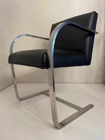 Early Production Knoll Cantilevered Chair - Stainless Steel and Leather - Bauhau Cover
