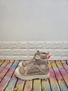 Palladium Pampa Travel Tech Walking Boots UK 5 (EU 38) Unisex RRP £ 95 Nude Dust - Picture 1 of 7