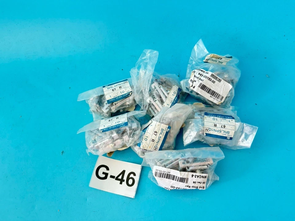 Lote de 70 rieles de parada de terminal IDEC Izumi BNL5PN1N - Nuevo stock antiguo - paquetes de 10 piezas Foto 1 de 3