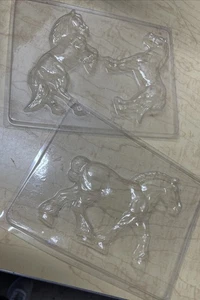 2 Vintage Chocolate Molds To Make Horses Plastic 5” & 6” Long Pony Size - Picture 1 of 13