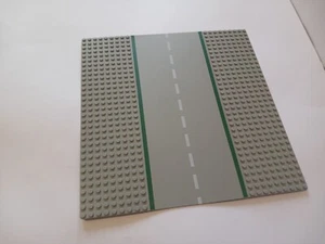 LEGO Ville : Plaque de base 32 x 32 Route droite - Réf 2358pb04 gris clair - Picture 1 of 1