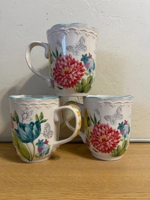 (3) BOUQUET DE FLORESCIMENTO MULHER PIONEIRA 18 oz CANECAS DE CAFÉ XÍCARAS GRÉS REE DRUMMOND - Imagem 1 de 2