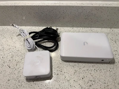 Ubiquiti UniFi Lite 8 PoE network switch - Image 1 of 4