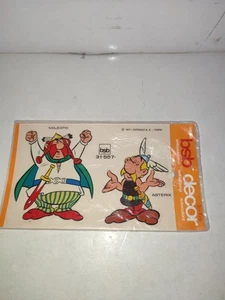 AUCOLLANT STICKERS ORIGINAL BSB DECOR ASTERIX  ET MAJESTIX 1972 DARGAUD SCELLE - Imagen 1 de 6