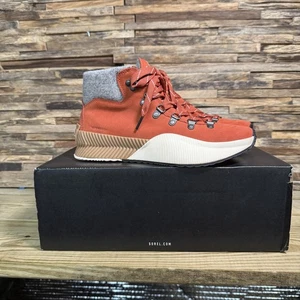 Women's SOREL Out N About III Conquest Boots in Warp Red/Chalk Size 8.5 - Picture 1 of 7