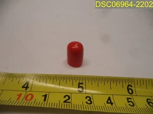 Qtà = 4000: 5/16 pollici ID rosso viti filettate protezioni tappi terminali vinile lunghezza 1/2" - Foto 1 di 2