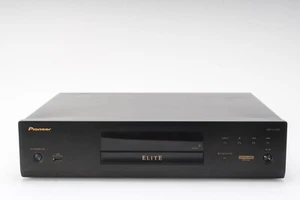 Pioneer UDP-LX500 Ultra HD Blu-ray / SACD / DVD / CD Universal Disc Player -Fair - Picture 1 of 5