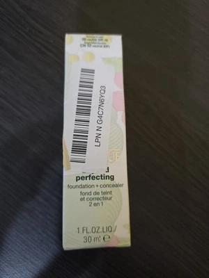 NIB Clinique Beyond Perfecting Foundation + Concealer #9 Neutral 30ml Free Ship - Image 1 of 4