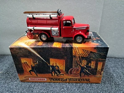 Models Of Yesteryear Fire Engine Series 1939 Bedford Tanker B10* - Image 1 of 4