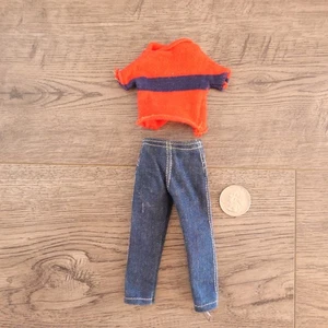 Vintage Barbie Ricky Puppe Little Leaguer Outfit Jeans & Top #1504 Mattel 1967 - Bild 1 von 2