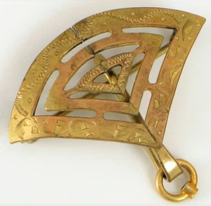 ANTIQUE VICTORIAN HANGING GOLD FILLED CLIP FAN SHAPED SIGNED HAYWARD CHASED ! - Picture 1 of 4