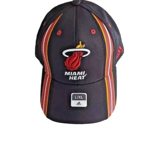 Miami Heat Adidas REV 30 Gorra Flexible NBA Talla S/M - NUEVA - Imagen 1 de 3
