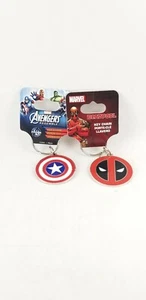 Marvels Avengers Captain America & Deadpool (2) Metall Schlüsselanhänger Keyrings.. Neu - Bild 1 von 10