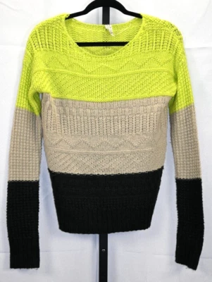 Willow & Clay Long Sleeve Sweater Size L by Measurements 80% Acrylic 20% Nylon - Image 1 of 4