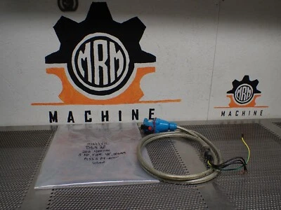 Meltric DSN20 Receptacle 20A 480VAC A55574-000 (Broken Cover) See All Pictures - Image 1 of 4