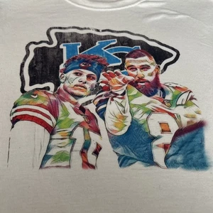 Super Rare Kelce Mahomes Kansas City White Medium T-Shirt NFL Football Logo - Bild 1 von 8