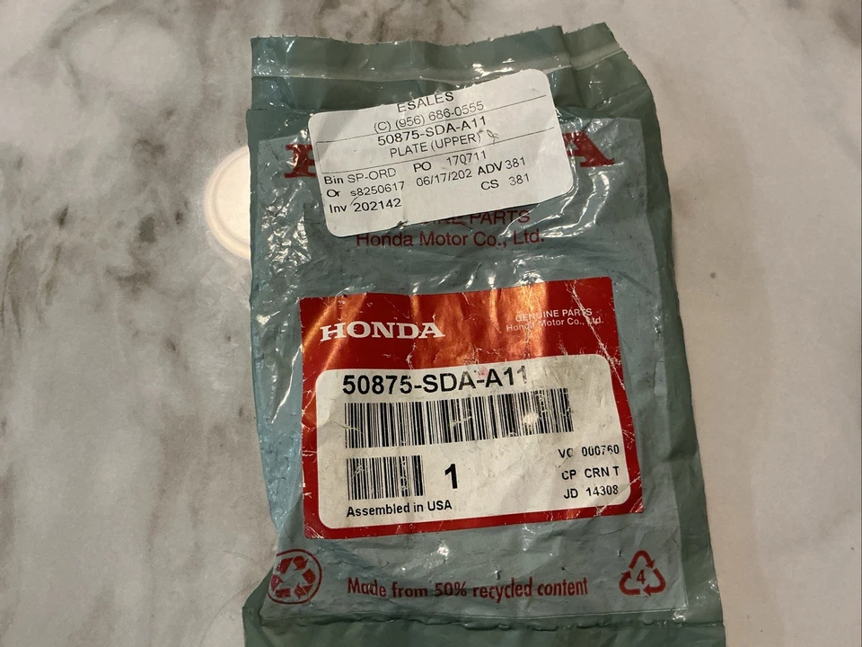 Tapón de montaje de transmisión Honda Accord 2007 placa superior Foto 1 de 1