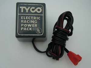 PAQUETE DE ENERGÍA TRANSFORMADOR DE JUGUETE TYCO / MATTEL 25.5V DC MODELO 610 HO ~ PROBADO @25.4V - Imagen 1 de 4