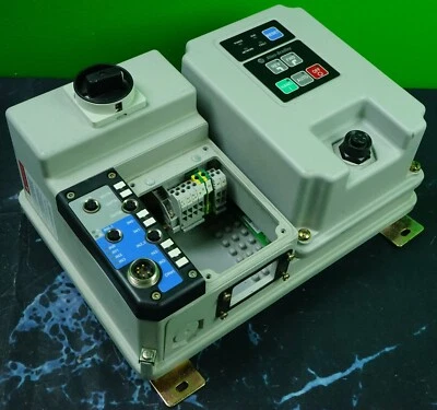 ALLEN BRADLEY 281D-F12D-10B-CR-3FR SER. A F/W 1.001 Untested* - Image 1 of 4