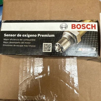 Sensor de oxígeno Bosch 15224 para Infiniti I35 Nissan Máxima 2002-2004 aguas abajo Foto 1 de 4