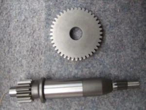 Malossi 6711297 Z15-40 Gear Set for Aprilia Suzuki Scooters - Picture 1 of 3
