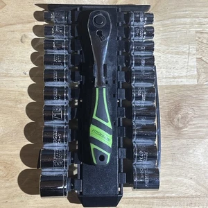 Pittsburgh Pro SAE and Metric Shallow Socket Set 3/8" Drive W/ Ratchet 61954 - Bild 1 von 12