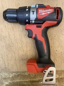 Milwaukee M18 2893-22CX Hammer Drill and Impact Driver Tool kit - Picture 1 of 8