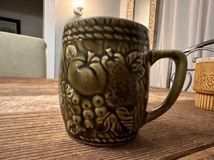 Vintage Kaffeetasse Avocado grün Obst Gemüse Keramik Japan - Bild 1 von 4
