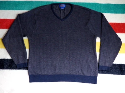 VTG Pendleton 100% Merino Wool V-Neck Gray Geometric Pullover Sweater Mens L EUC - Image 1 of 4