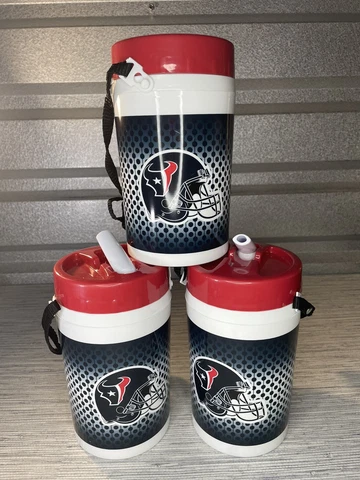 NFL Houston Texans 32 Oz Water Bottle With Closable Straw & Detachable Necklace Cover