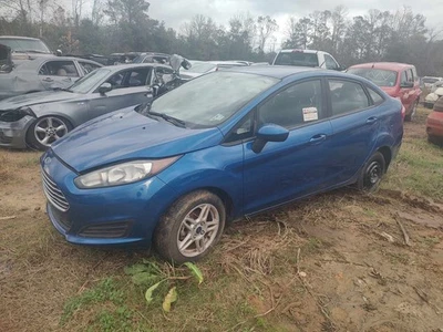 Pinza derecha FORD FIESTA 14 15 16 17 18 19 Foto 1 de 4