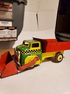 WYANDOTTE FRONT LOADER DUMP TRUCK Garbage PRESSED METAL TRUCK VINTAGE - Picture 1 of 24
