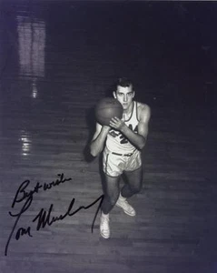 FOTO 8X10 FIRMADA AUTOGRAFIADA POR TOM MESCHERY ESTRELLA DE LA NBA DE ST. MARY'S CON CERTIFICADO DE AUTENTICIDAD - Imagen 1 de 1