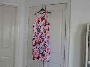 Ladies Dress Design Teaberry Size 14 White with Diff Colors No Sleeves Lined - Picture 1 of 14
