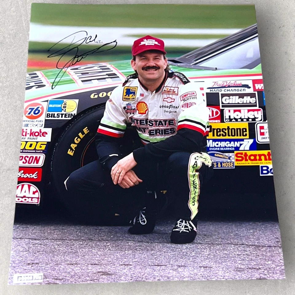 Dale Jarrett INTERSTATE #18 JGR NASCAR HALL OF FAMER autographed 8x10 photo - Image 1 of 1