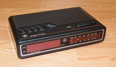 GE (7-4612BKA) Digital Radio Alarm Clock AM / FM Radio w/ Snooze & Battery Cover - Image 1 of 4
