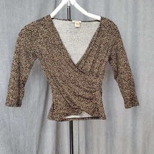 Harold's Women's Top Size M Floral Type Pattern 3/4 Sleeves - Picture 1 of 3