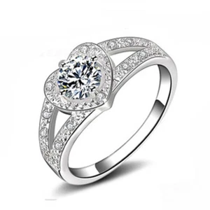 Silver Plated Classic Love Heart Crystal CZ Exquisite Wedding Band Ring UK M-S - Picture 1 of 4