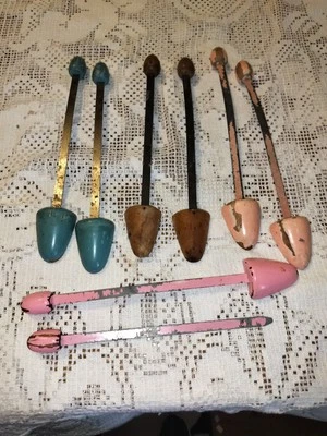 "Zapatos elásticos vintage de madera y metal rosa/azul años 40-50 formas 11""" Foto 1 de 4