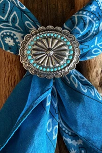Tobogán Bufanda Wild Rag - Bandana tobogán - Estilo sol azteca grande ovalado festoneado plateado - Imagen 1 de 5