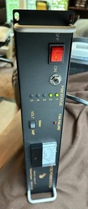SAMLEX SEC-40BRM 40ampères Commutation montée en rack P.S. avec 2 Pwr Mod 120VAC60Hz/13,8V. - Photo 1/23