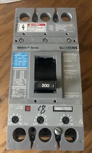 Siemens Sentron Series FD63F250 200A 600V 3-Pole Circuit Breaker - Picture 1 of 5