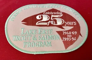 Large Pennsylvania Fish & Boat Commission Patch 25 Years 1968-69 to 1993-94 - Foto 1 di 2