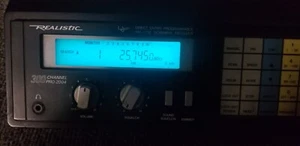 Realistic Pro-2004 Programmable AM/FM 300-Channel Scanner Receiver - Zdjęcie 1 z 6