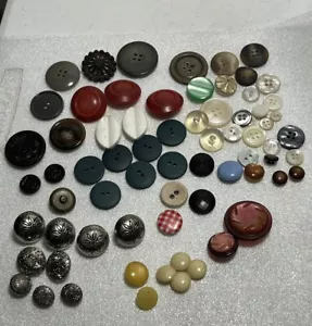 Bottoni vintage da collezione - Foto 1 di 16