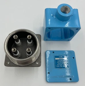 Gems Sensors Warrick Controls 3E4C Conduit/Fitting - Picture 1 of 3