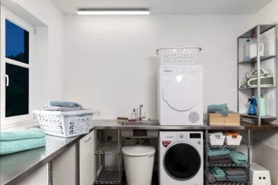 OSRAM LED Feuchtraum-Leuchte, IP65, kaltweiß, 59cm, blendfrei, matt, 1500 Lumen - Bild 1 von 4