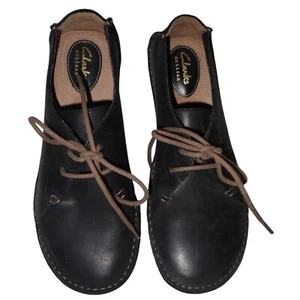CLARKS Janey Mae Black Leather Casual Shoes EUC Size 6 Women Minimalist cottage - Picture 1 of 7