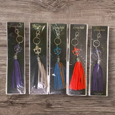 5 - Grace Adele Clip-On Cartera Llavero Flor De Lis Dije con Flecos Lote Mixto NUEVO Foto 1 de 4